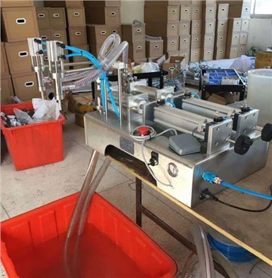 Riempitrice semiautomatica per detersivi liquidi