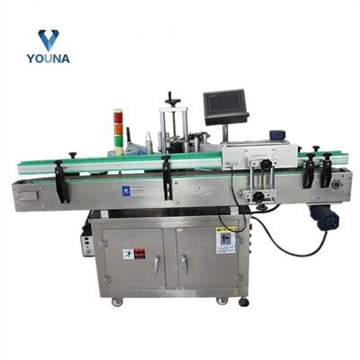 Etichettatrice automatica per bottiglie